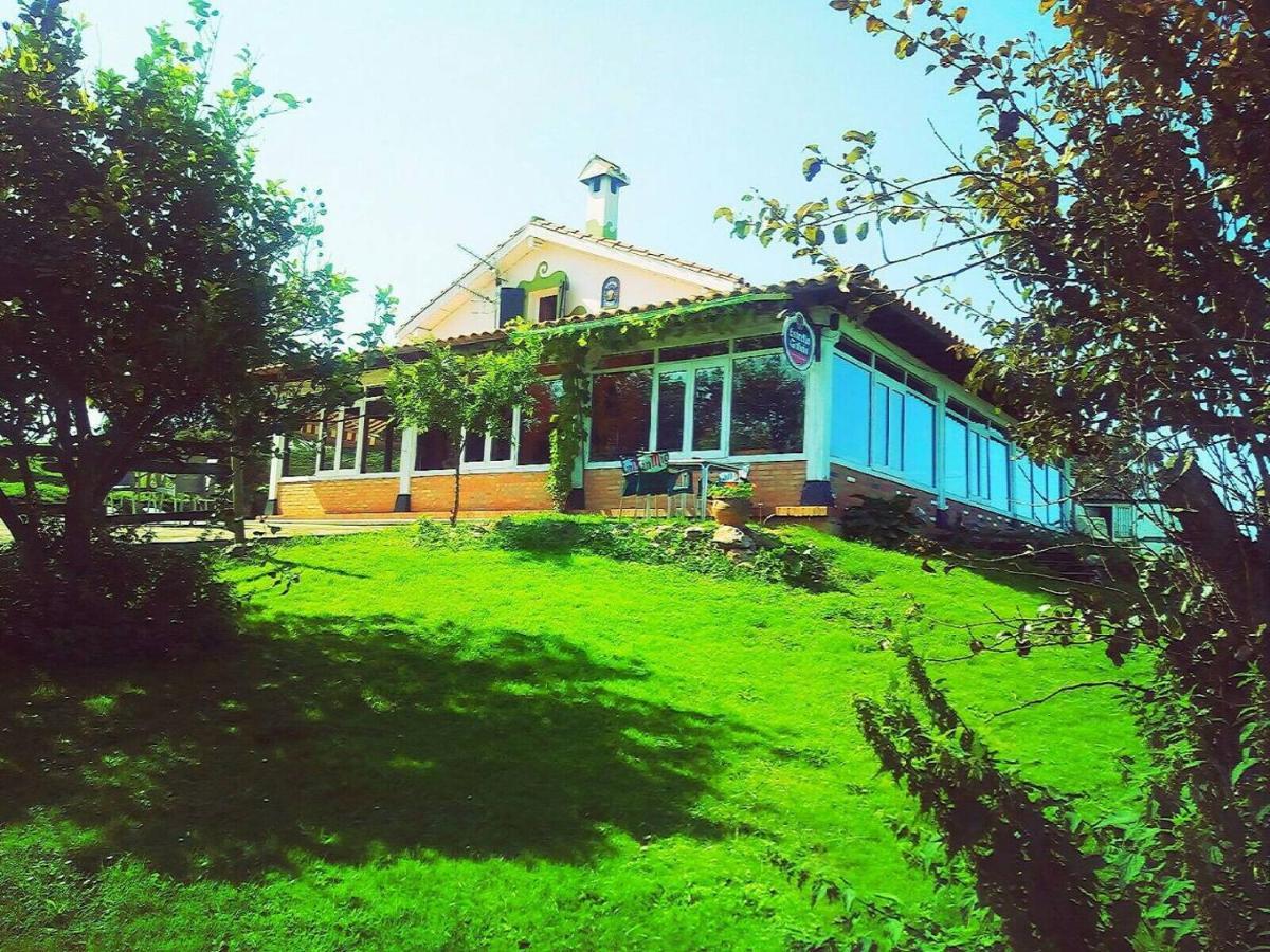 Surfhousegerra Vandrehjem San Vicente De La Barquera Eksteriør billede
